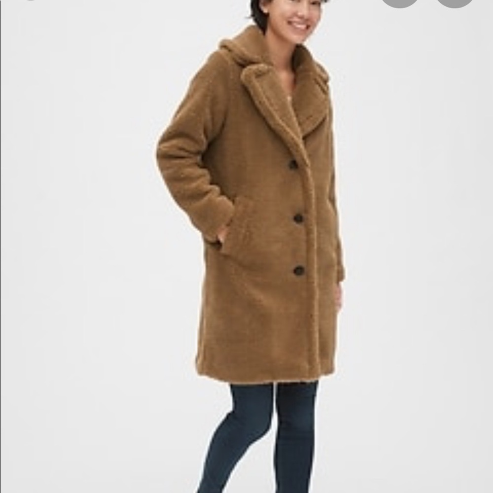 NWT Sherpa /Gap Teddy Coat size L